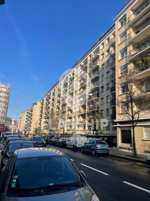 Location Commerce Paris 13 (75013) METROS GLACIERE / CORVISART