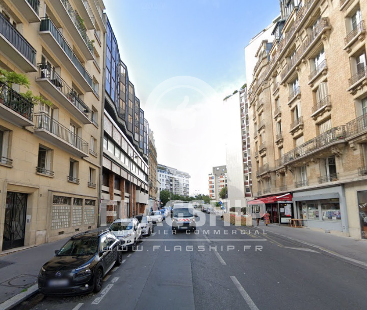 commerce en location sur PARIS (75015)